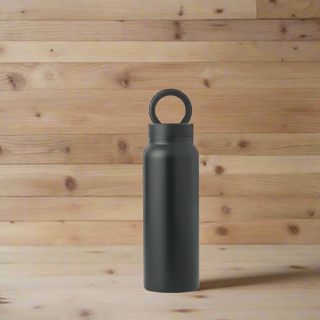 FusionFlow - Magnetic Phone Holding Water Bottle